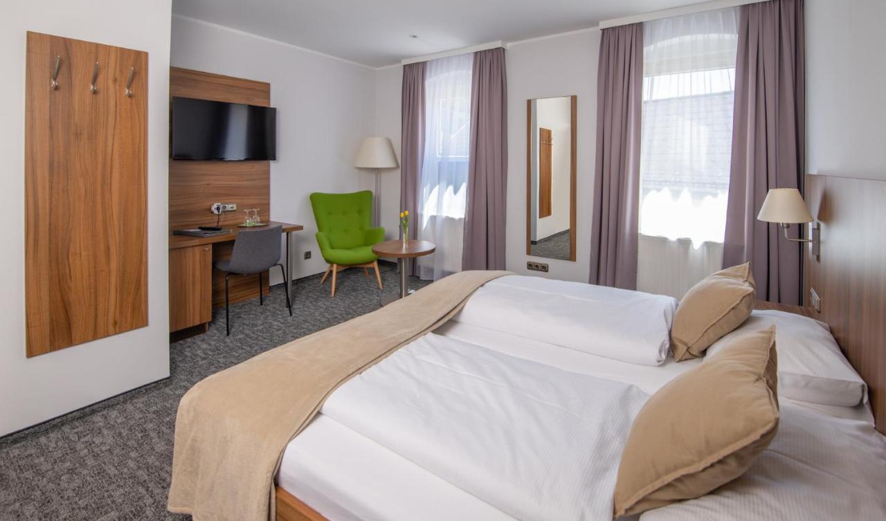 Seehotel Im Weyer グムンデン エクステリア 写真